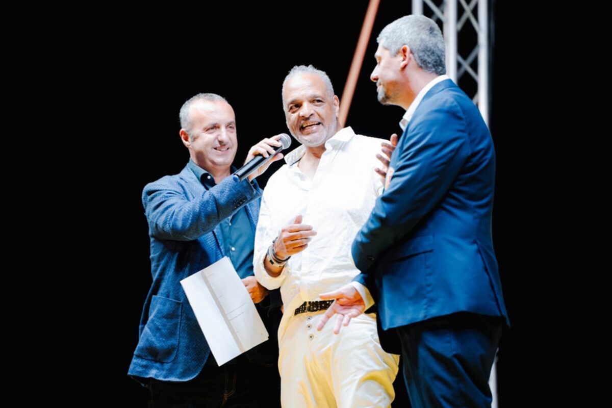 Sul palco degli eventi