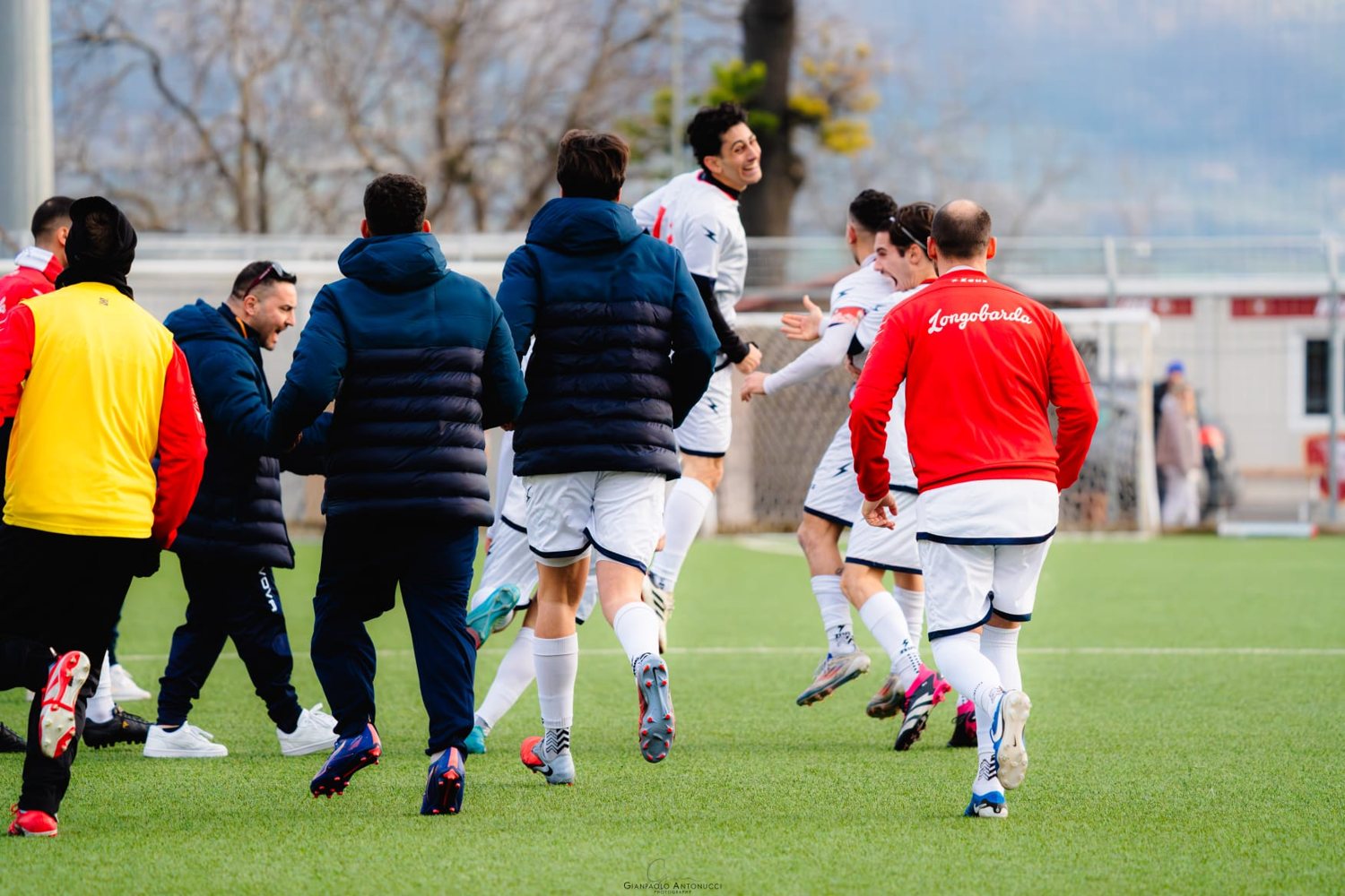 L'esultanza dopo il gol